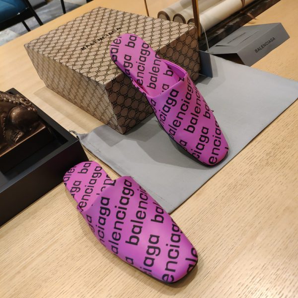 Balenciaga Logo Leather Backless Loafers - Image 3
