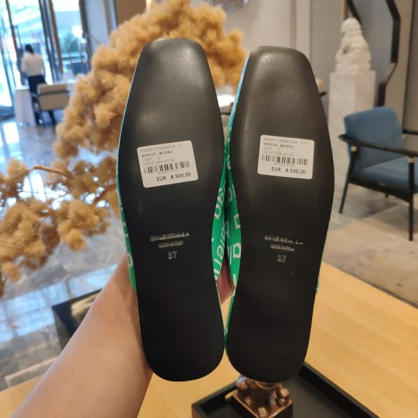Balenciaga Logo Leather Backless Loafers - Image 9