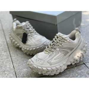 Balenciaga Men's Defender Sneaker In Beige