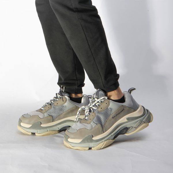 Balenciaga Triple S Sneaker Grey