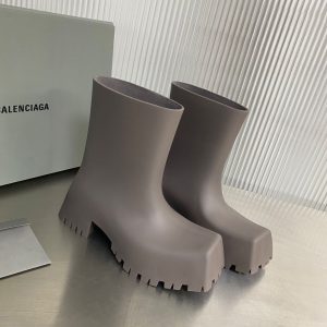 Balenciaga Women's Trooper Rubber Boot In Grey