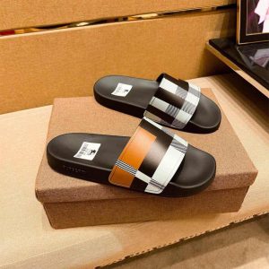 Burberry Check Print Slides