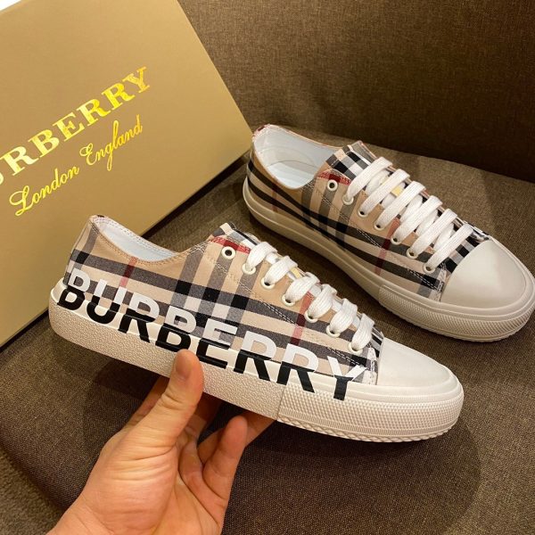 Burberry Sneakers