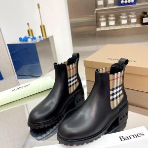 Burberry Vintage Check Detail Leather Chelsea Boots