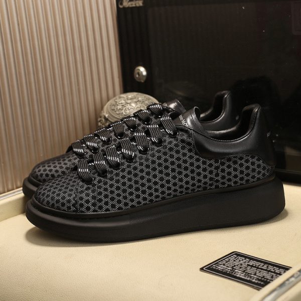 Alexander Mqueen Low Top Sneakers Black - Image 2