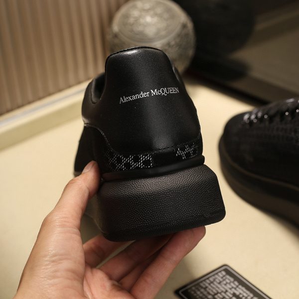Alexander Mqueen Low Top Sneakers Black - Image 8