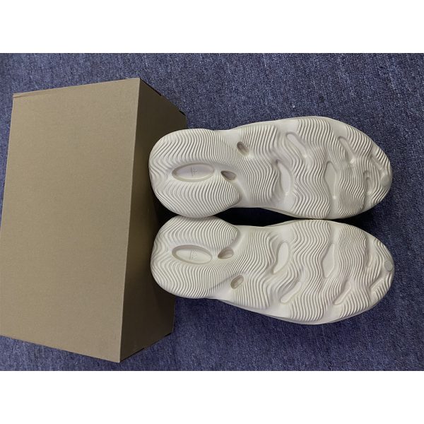Adidas Yeezy Foam Runner Beige - Image 7