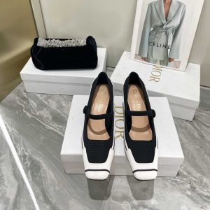 Dior D-Motion Pump