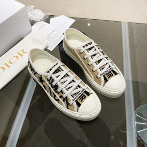 Dior Walk'n' Dior Sneaker
