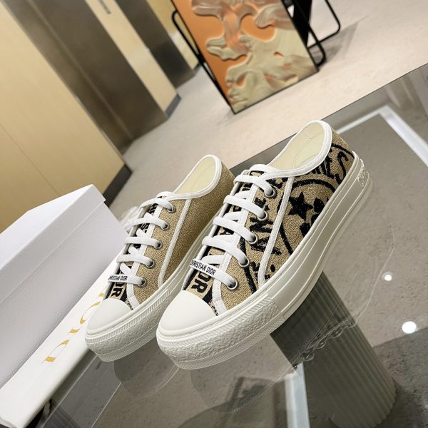Dior Walk'n' Dior Sneaker - Image 6