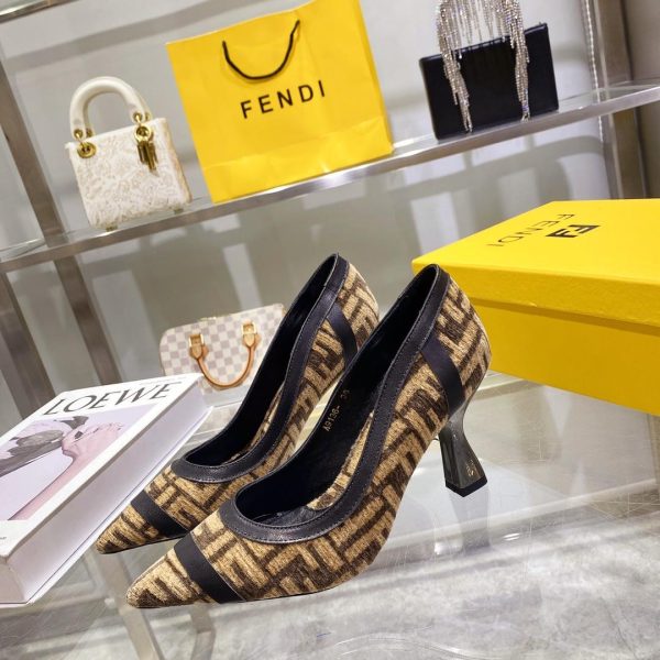 Fendi Baguette Pump