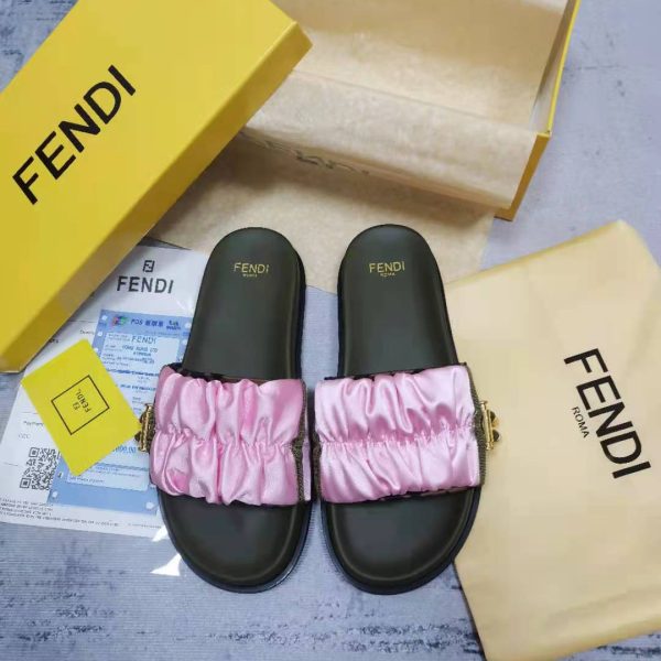 Fendi Fendi Feel Pink Satin Slides