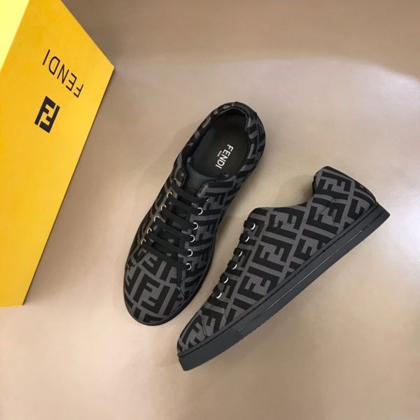 Fendi FF Shoes In Black