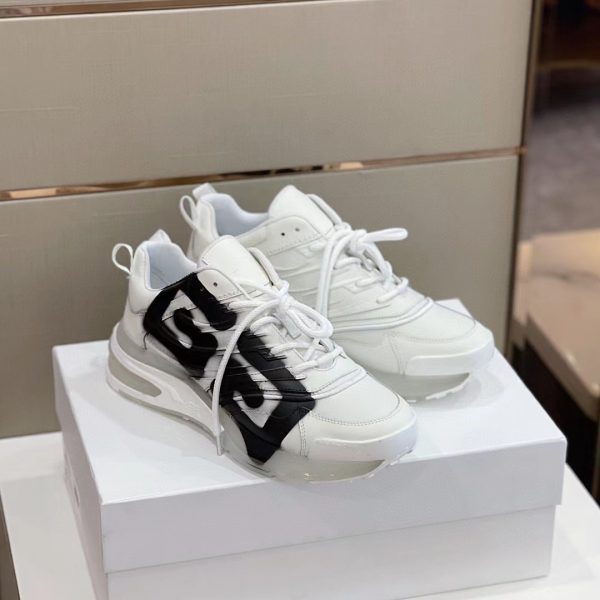 Givenchy 4G Logo Print Low-Top Sneakers