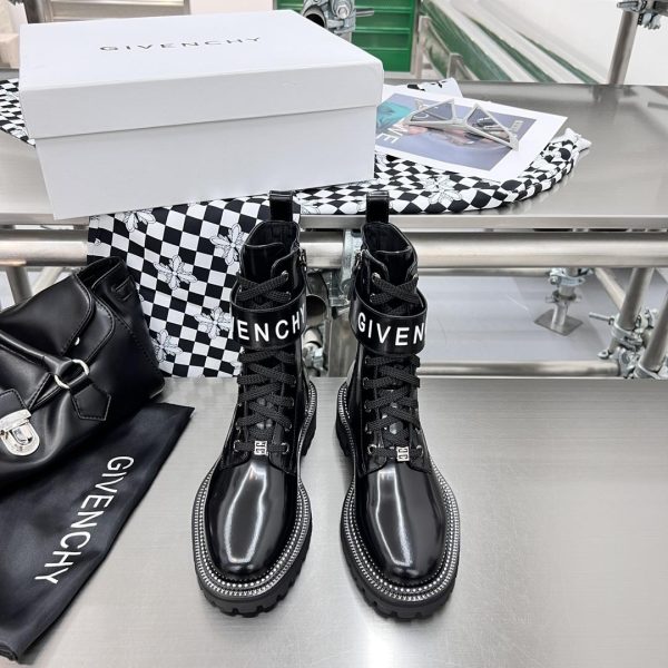 Givenchy Boots In Leather - Image 5