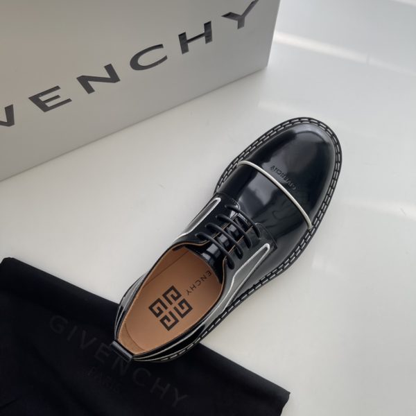 Givenchy Lace-Up Shoes - Image 2