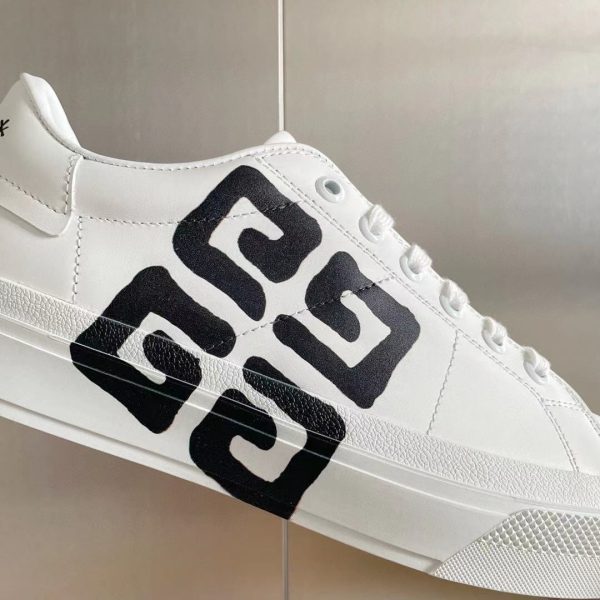 Givenchy Logo Print Low-Top Sneakers - Image 2