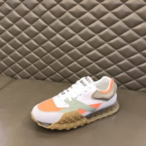 Givenchy Logo Print Low-Top Sneakers