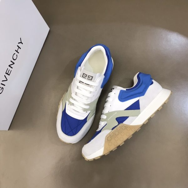 Givenchy Logo Print Low-Top Sneakers - Image 2