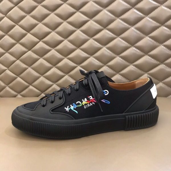 Givenchy Logo Print Low-Top Sneakers - Image 6
