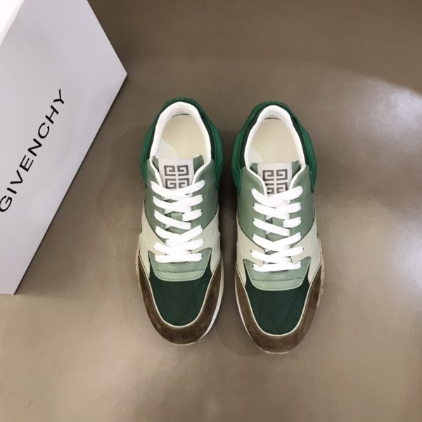 Givenchy Logo Print Low-Top Sneakers - Image 7