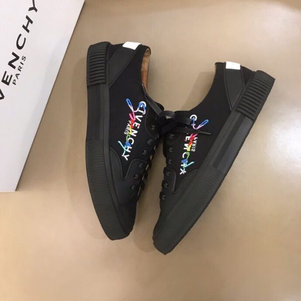 Givenchy Logo Print Low-Top Sneakers - Image 7