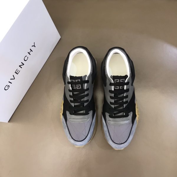 Givenchy Logo Print Low-Top Sneakers - Image 7