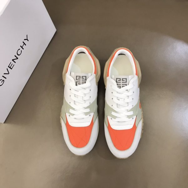 Givenchy Logo Print Low-Top Sneakers - Image 7
