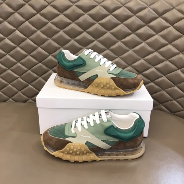 Givenchy Logo Print Low-Top Sneakers