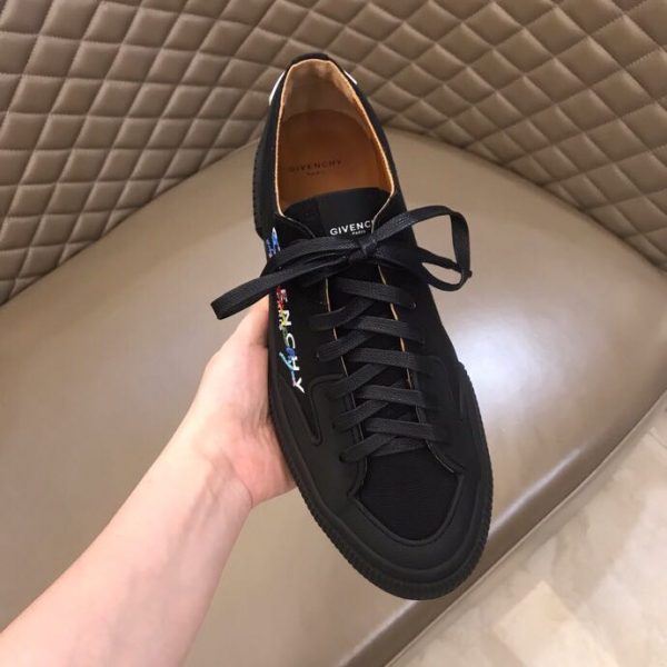 Givenchy Logo Print Low-Top Sneakers - Image 8