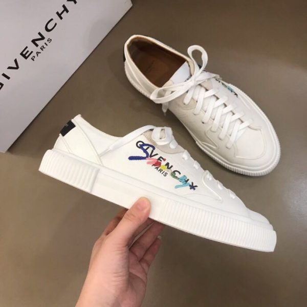 Givenchy Logo Print Low-Top Sneakers - Image 8