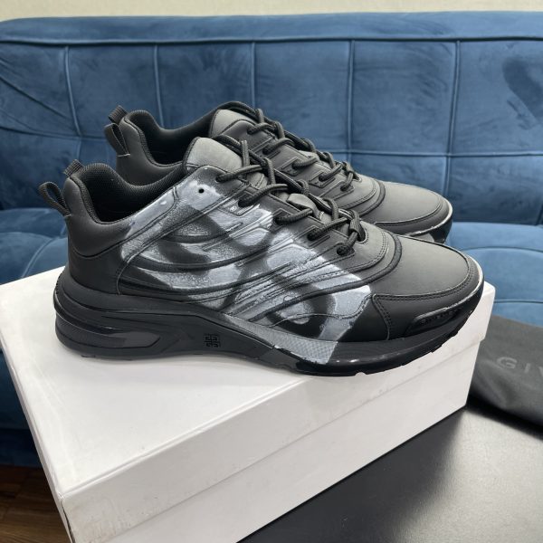 Givenchy Logo Sneakers In Black - Image 5