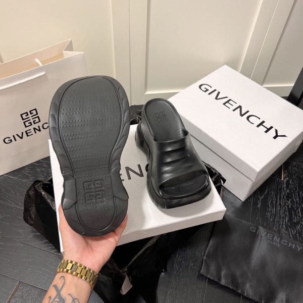 Givenchy Marshmallow Sandals In Rubber - Image 4