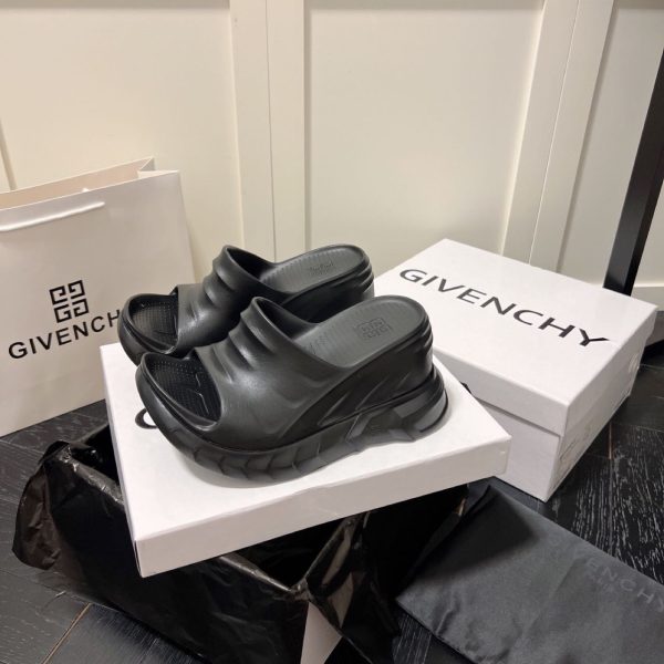 Givenchy Marshmallow Sandals In Rubber - Image 5