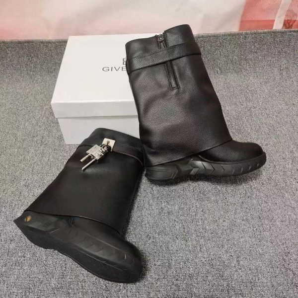 Givenchy Shark Lock Biker Ankle Boots In Grained Leather - Image 6