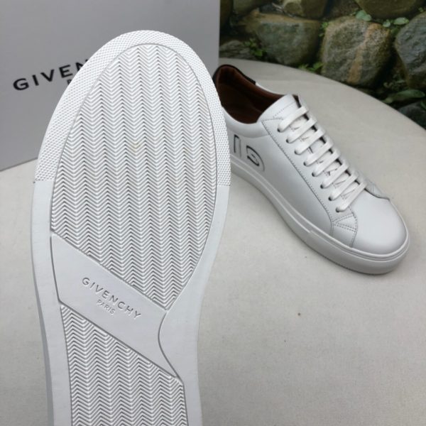 Givenchy Sneakers - Image 2
