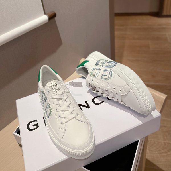 Givenchy Sneakers City Sport In 4G Print Leather - Image 3