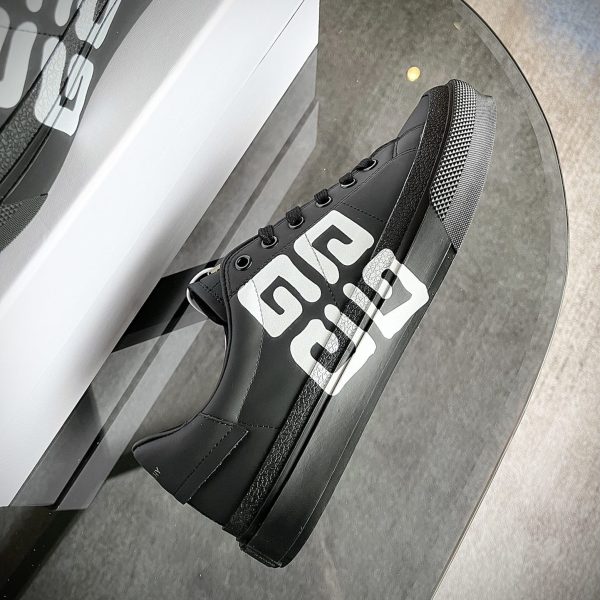 Givenchy Sneakers City Sport In 4G Print Leather - Image 3