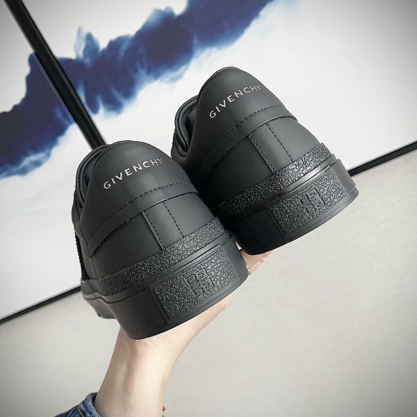 Givenchy Sneakers City Sport In 4G Print Leather - Image 4