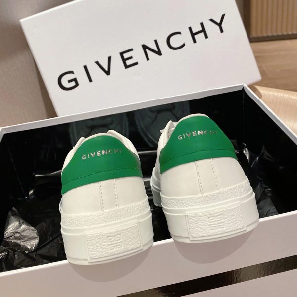 Givenchy Sneakers City Sport In 4G Print Leather - Image 5
