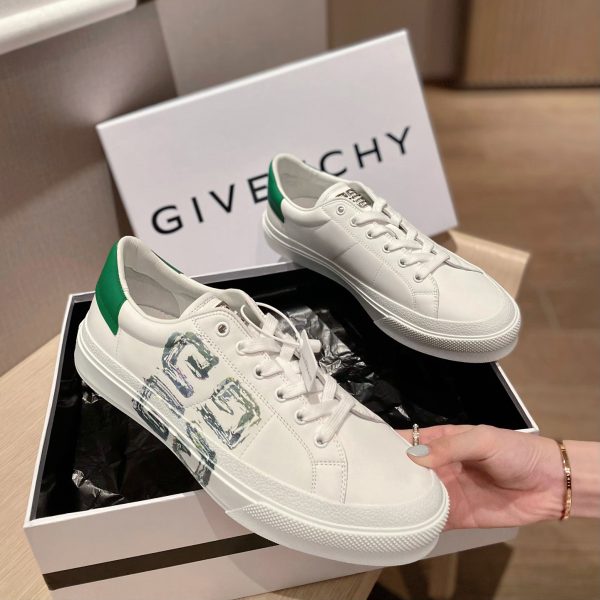 Givenchy Sneakers City Sport In 4G Print Leather - Image 8