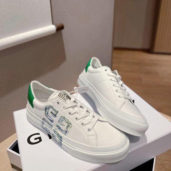 Givenchy Sneakers City Sport In 4G Print Leather - Image 9