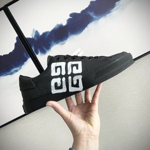 Givenchy Sneakers City Sport In 4G Print Leather