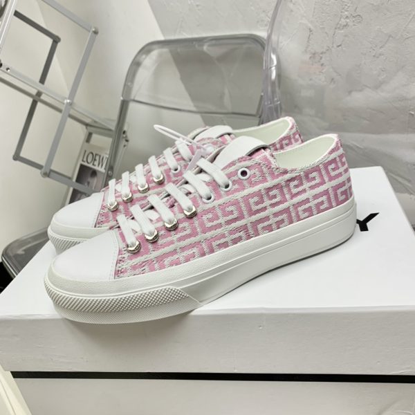 Givenchy Sneakers City Sport in 4G Raffia - Image 7