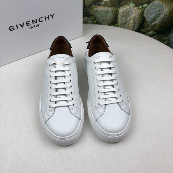 Givenchy Sneakers - Image 3