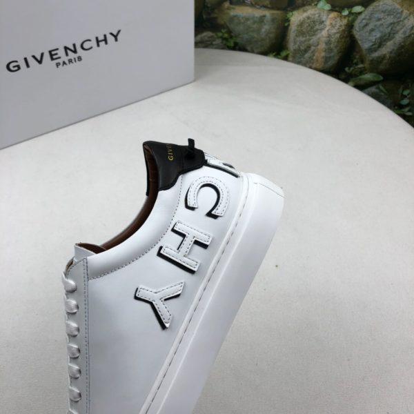 Givenchy Sneakers - Image 4