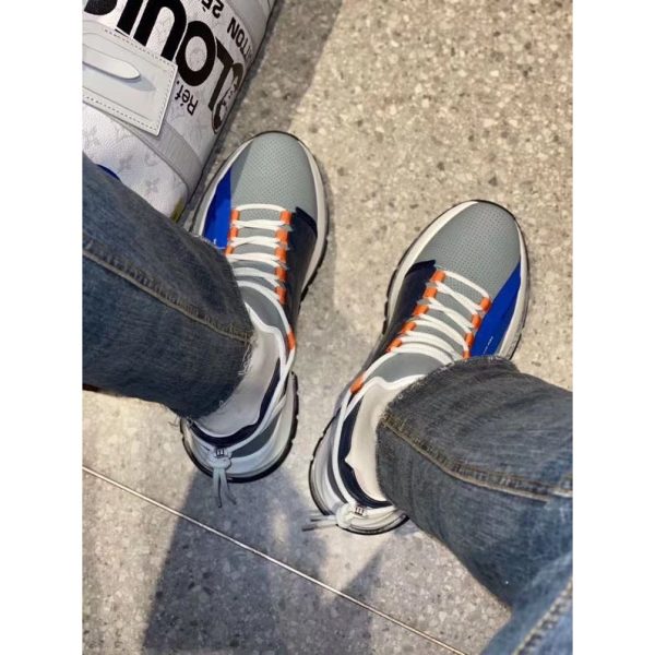 Givenchy Spectre Low-Top Sneakers - Image 4
