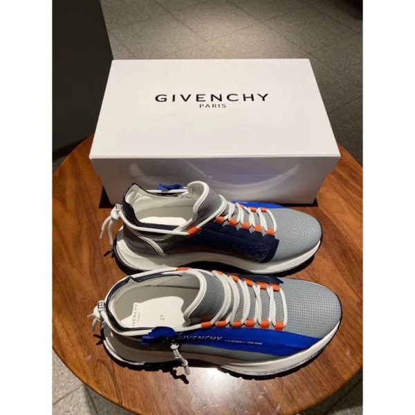 Givenchy Spectre Low-Top Sneakers - Image 8