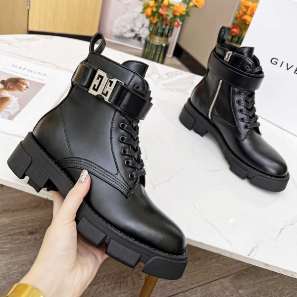 Givenchy Terra Boots In Leather With 4G Buckle - Image 6