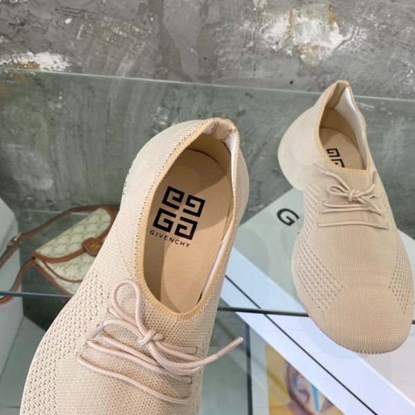 Givenchy TK-360 Sneakers In Knit - Image 2